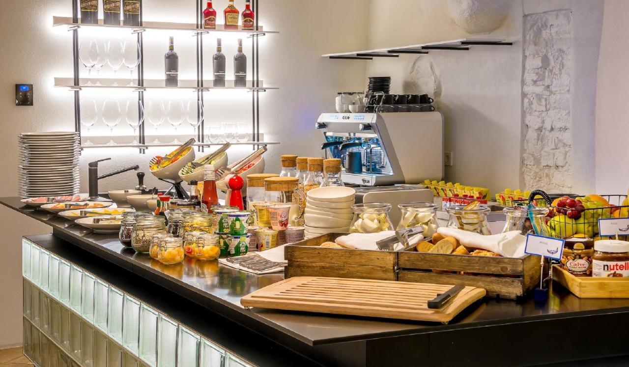 Artagonist Art Hotel 4*